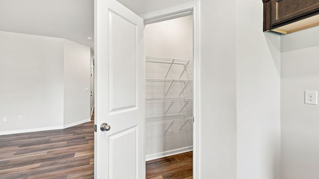 Spacious, unfurnished interior of a new home in Baxter Village, Boiling Springs (Image 22).