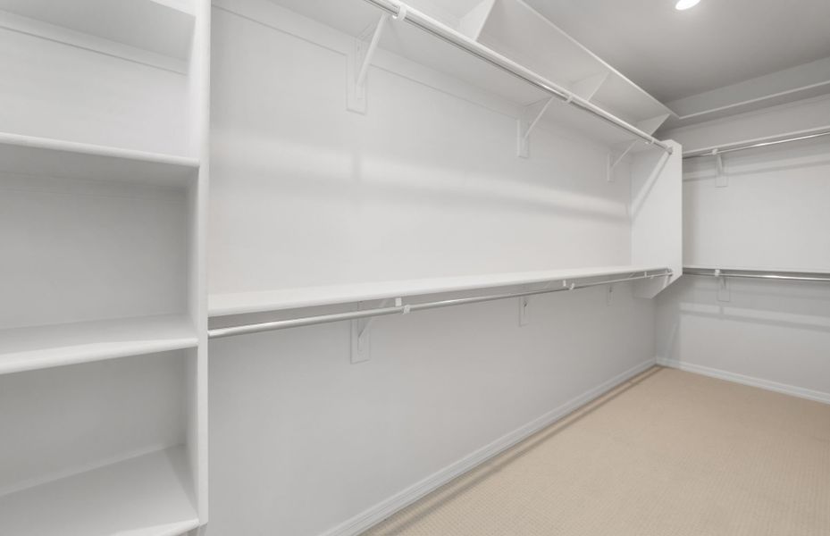 Spacious, unfurnished interior of a new home in Soleo, San Tan Valley (Image 22).