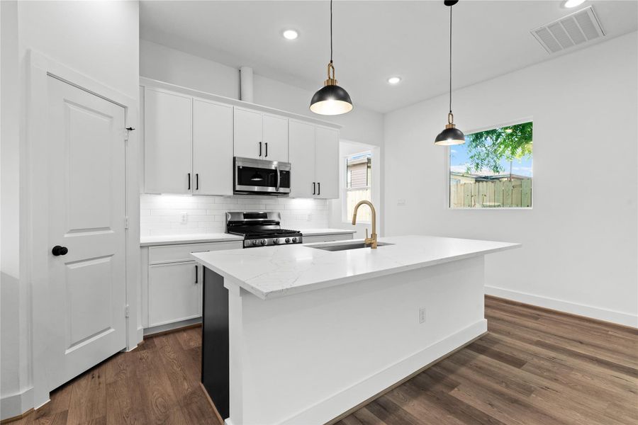 Furnished interior view inside a new home in , Houston (Image 4). Furnished interior view inside a new home in , Houston (Image 4).