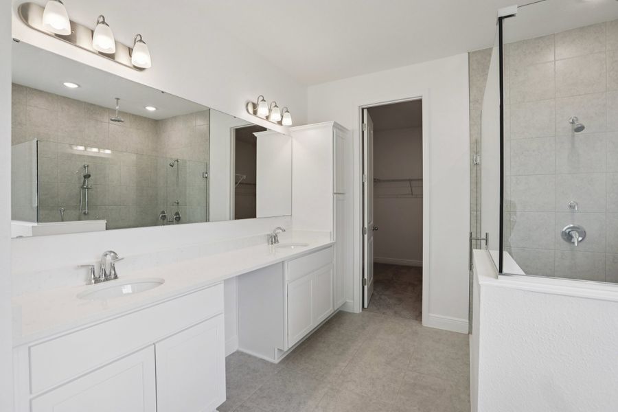 Representative furnished interior of a home built from the Sierra by Maronda Homes in Marion Oaks, Ocala (Image 7).