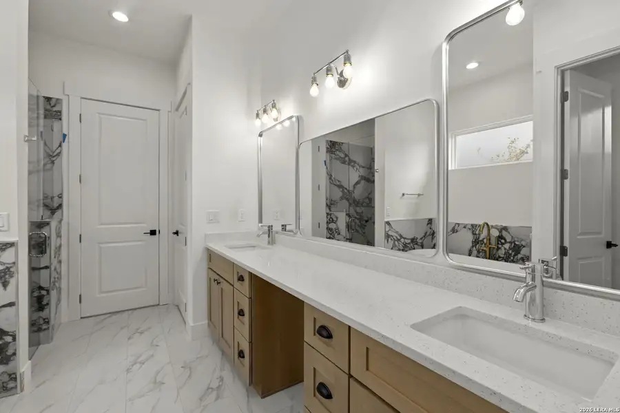 Furnished interior view inside a new home in , Boerne (Image 12).