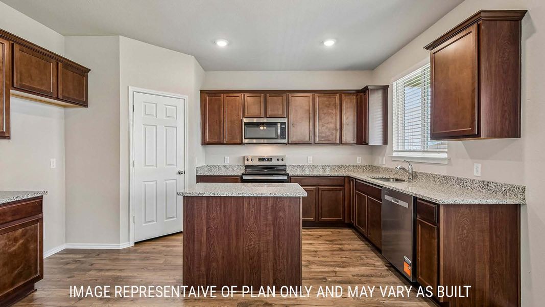 Furnished interior view inside a new home in Eagles Landing, Waco (Image 7).