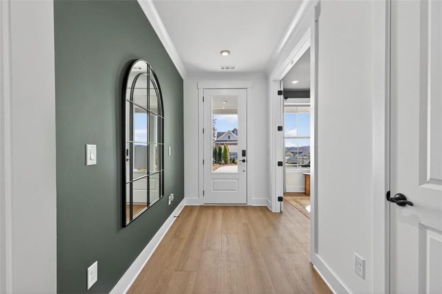 Spacious, unfurnished interior of a new home in Del Webb Chateau Elan, Hoschton (Image 20).