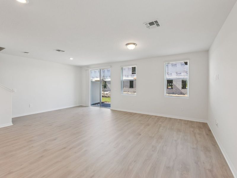Spacious, unfurnished interior of a new home in The Meadow at Crossprairie Townes, St. Cloud (Image 7). Spacious, unfurnished interior of a new home in The Meadow at Crossprairie Townes, St. Cloud (Image 7).