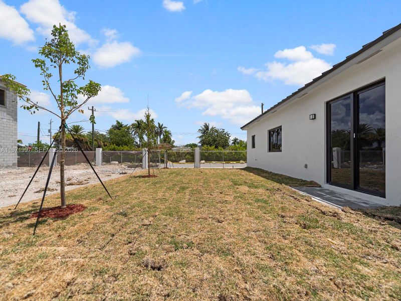 Exterior details and patio area of a home in , Homestead (Image 16).