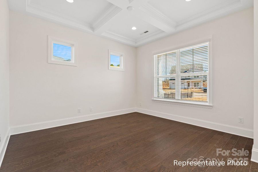 Spacious, unfurnished interior of a new home in Edmunds Farm, Clover (Image 27).