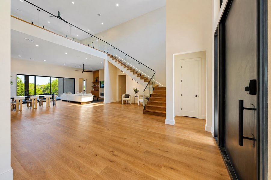 Spacious, unfurnished interior of a new home in , Dripping Springs (Image 20). Spacious, unfurnished interior of a new home in , Dripping Springs (Image 20).