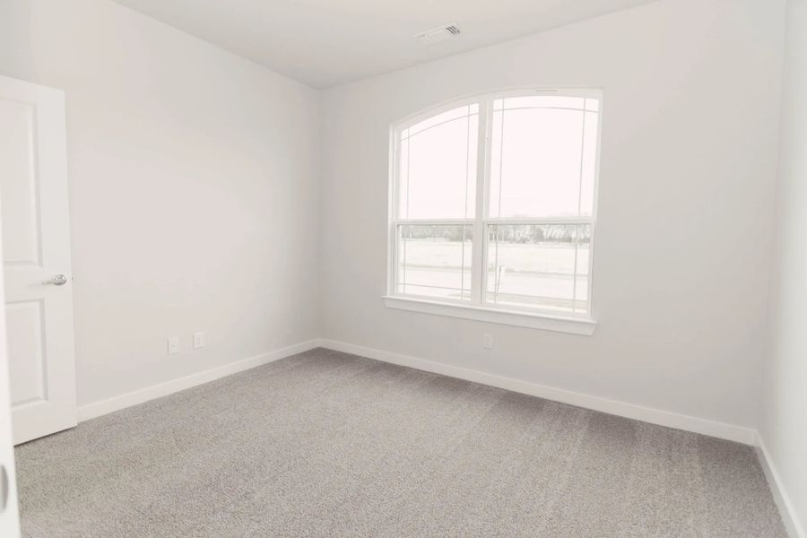 Representative unfurnished interior of a home built from the Norwood by Stonehollow Homes in Heritage Grove, Blue Ridge (Image 14). Representative unfurnished interior of a home built from the Norwood by Stonehollow Homes in Heritage Grove, Blue Ridge (Image 14).