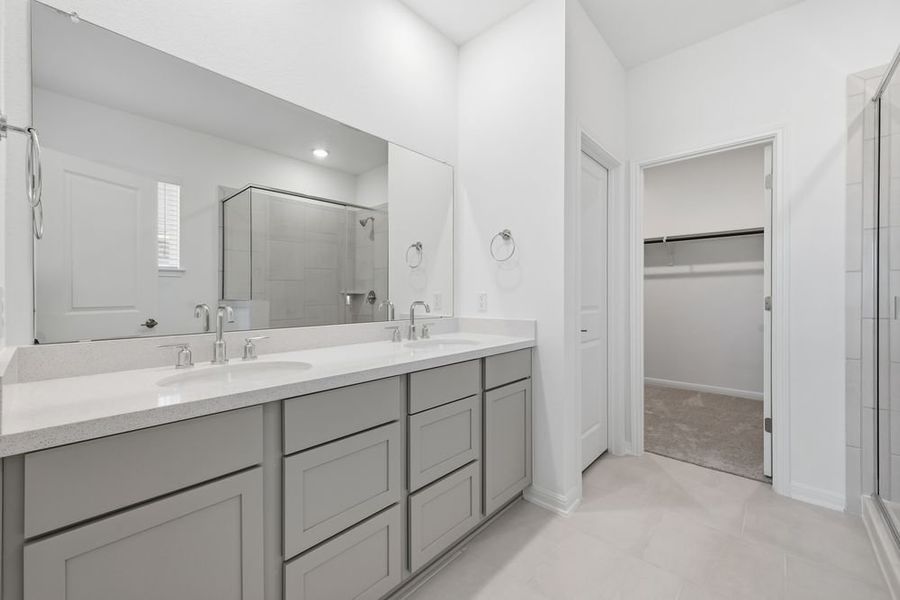 Furnished interior view inside a new home in Emory Crossing 50s, Hutto (Image 6).