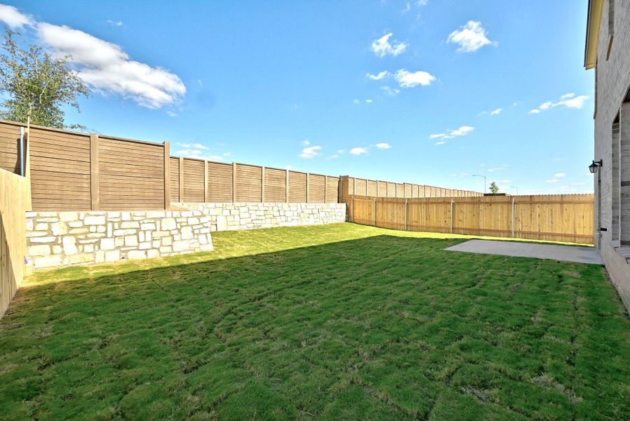 Exterior details and patio area of a home in Stoney Chase, Del Valle (Image 3). Exterior details and patio area of a home in Stoney Chase, Del Valle (Image 3).