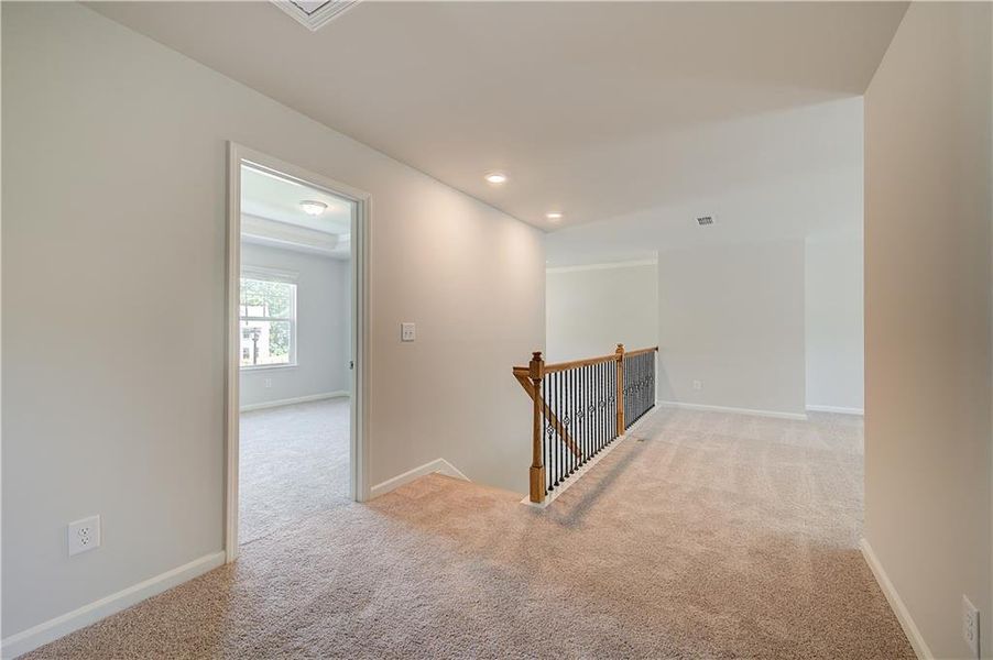 Spacious, unfurnished interior of a new home in Grandview at Millers Mill, Stockbridge (Image 28).