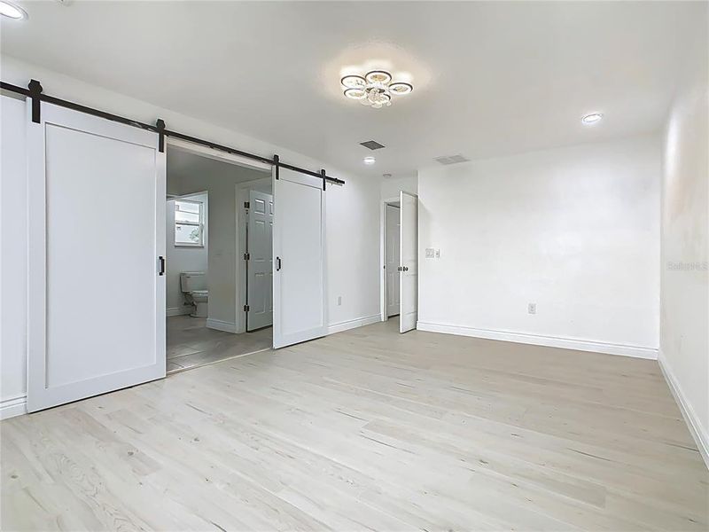 Spacious, unfurnished interior of a new home in , Haines City (Image 27). Spacious, unfurnished interior of a new home in , Haines City (Image 27).