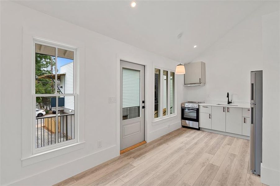 Furnished interior view inside a new home in , Atlanta (Image 19).