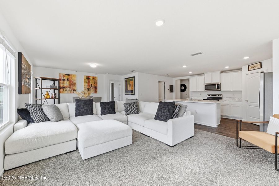 Furnished interior view inside a new home in Cross Creek Express, Green Cove Springs (Image 8). Furnished interior view inside a new home in Cross Creek Express, Green Cove Springs (Image 8).