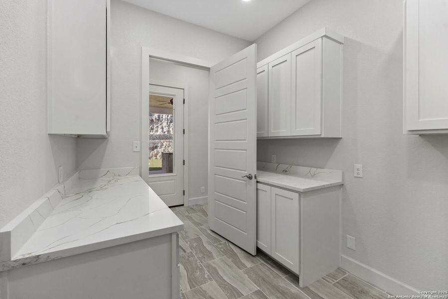 Furnished interior view inside a new home in , San Antonio (Image 33).