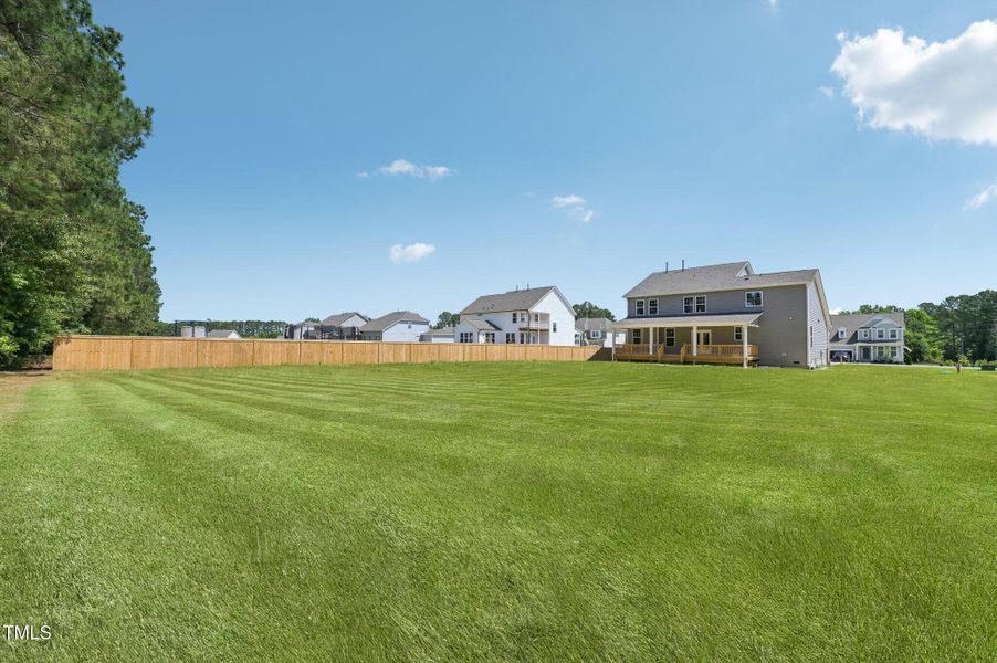 25-05-RALE-HoneycuttHills-PhotoEdit-R1-0