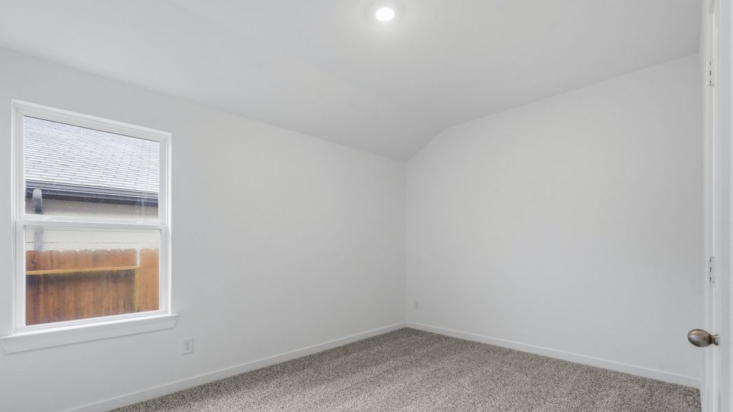 Spacious, unfurnished interior of a new home in Silverthorne, Conroe (Image 18). Spacious, unfurnished interior of a new home in Silverthorne, Conroe (Image 18).