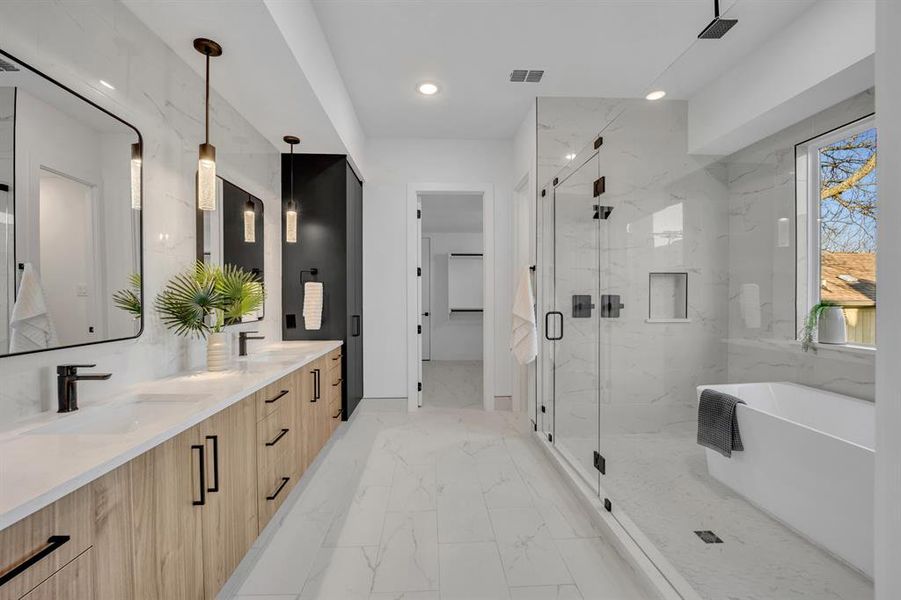 Furnished interior view inside a new home in , Dallas (Image 4). Furnished interior view inside a new home in , Dallas (Image 4).