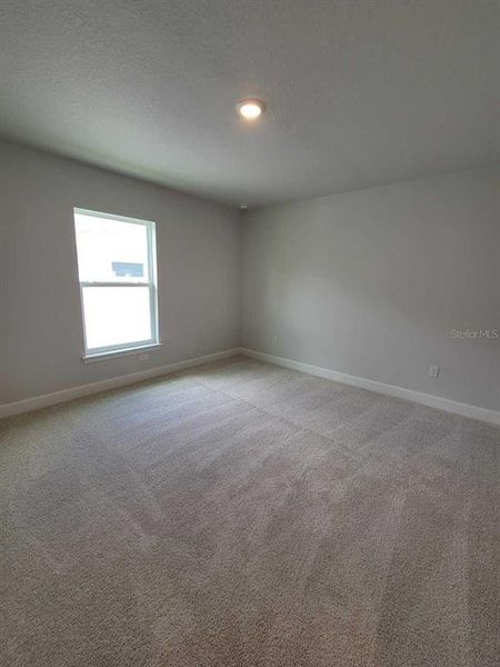 Image 23 of a home in Marion Oaks.