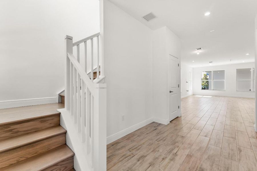 US_SEF_Marguerite_Lot 25_Foyer