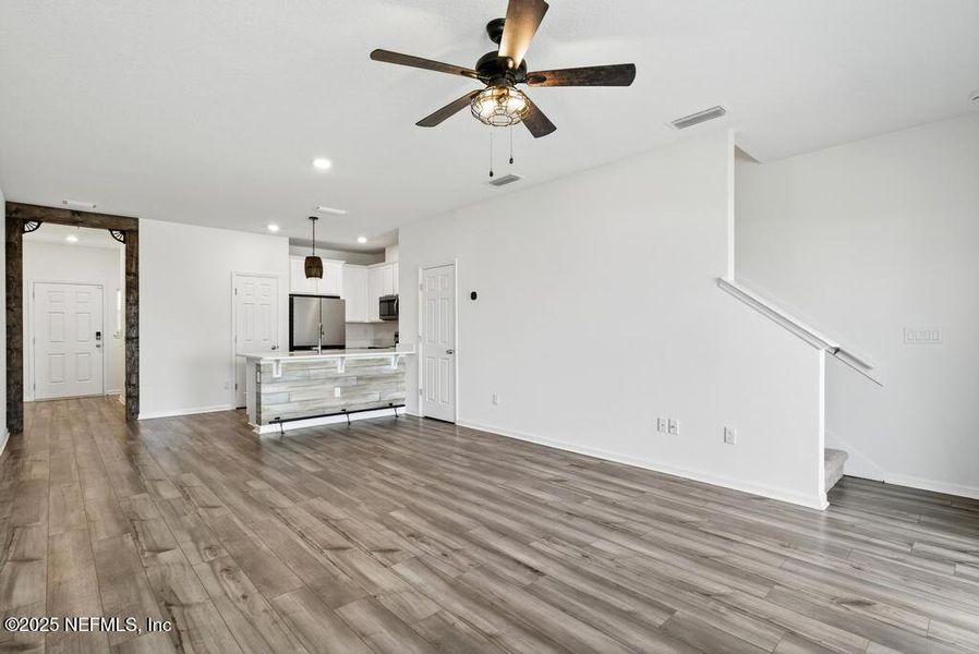 Image 28 of a home in .