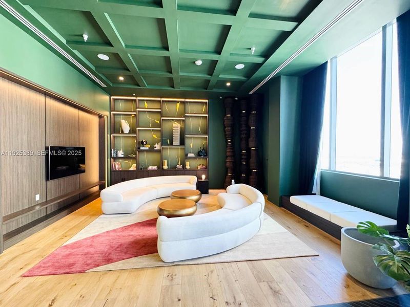 Community amenities in , Miami (Image 23). Community amenities in , Miami (Image 23).