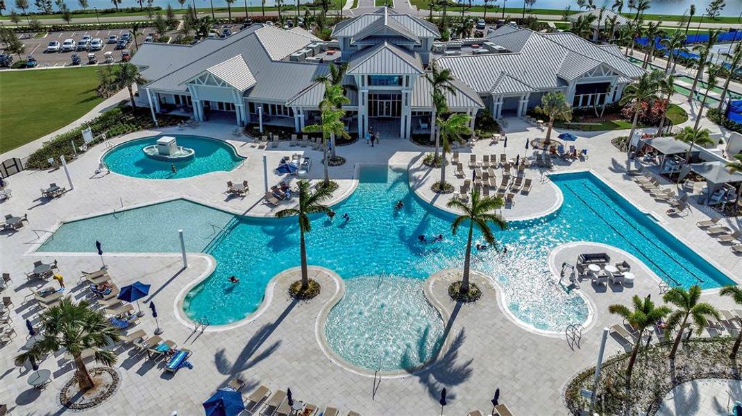 Community amenities in , Parrish (Image 80).