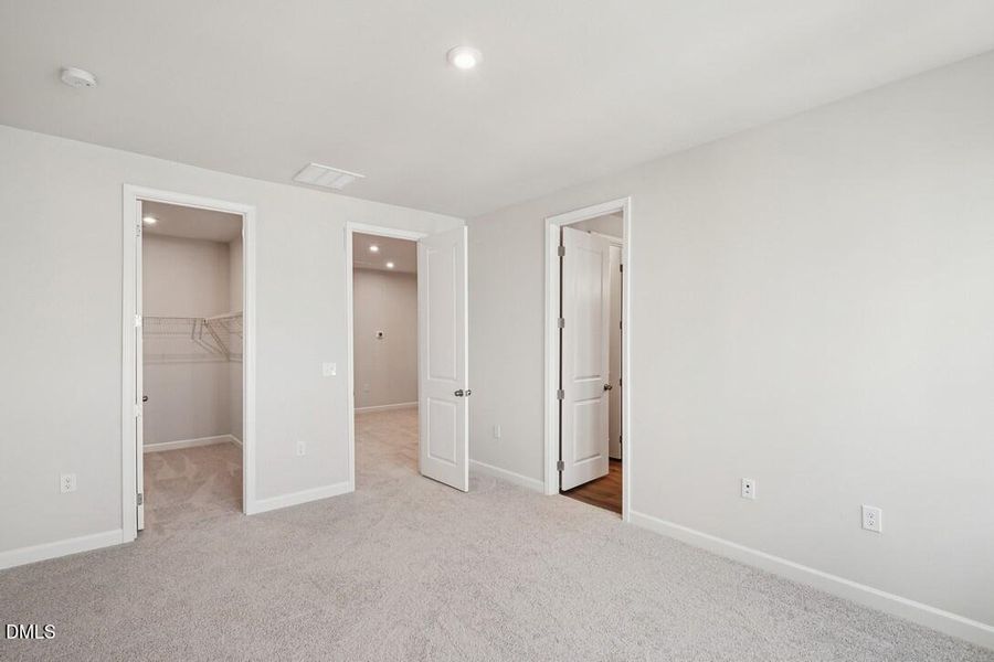 Mews at Holding Village 29_Primary_12.13 Mews at Holding Village 29_Primary_12.13