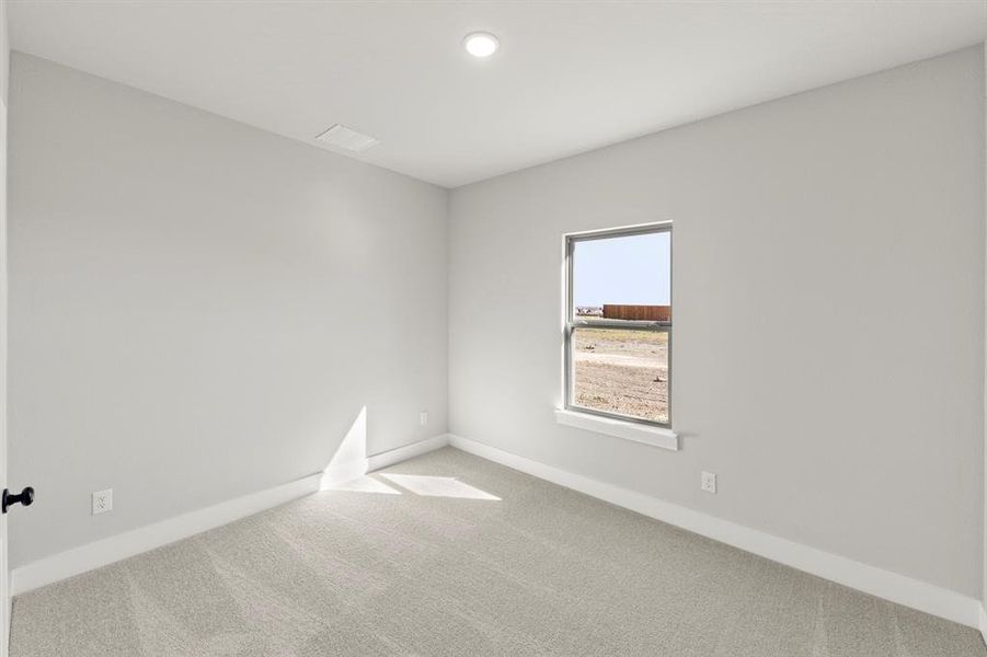 09. 2360 Bell - Bed 4