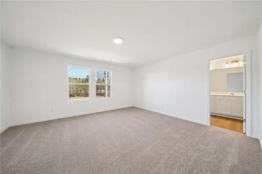 Spacious, unfurnished interior of a new home in Langston Reserve, Cartersville (Image 16).
