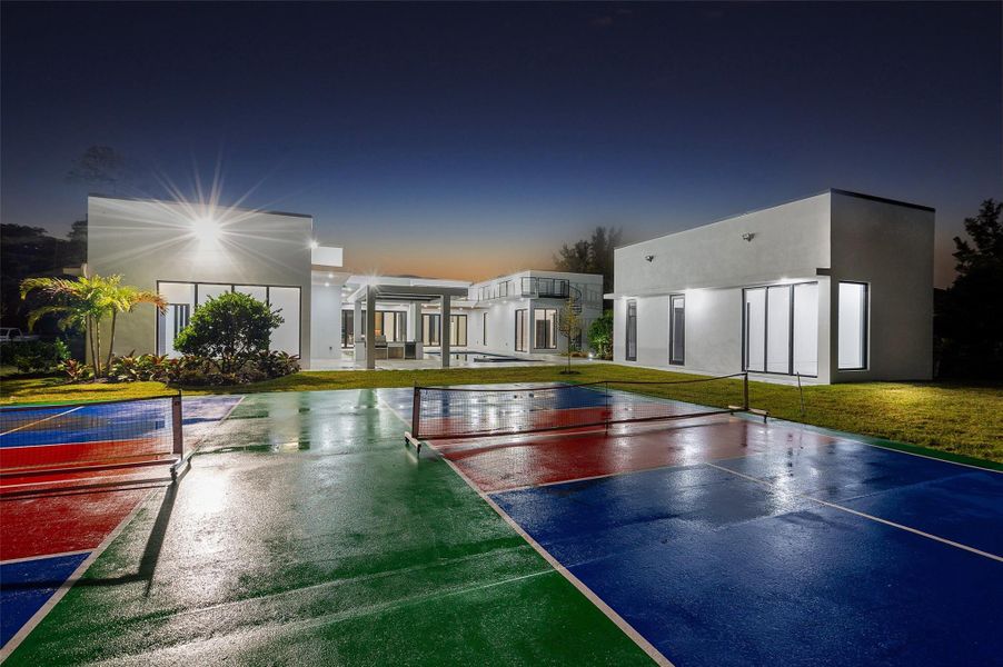 Community amenities in , Parkland (Image 58).