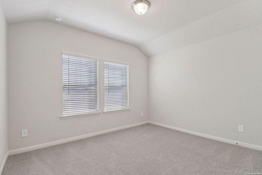 Spacious, unfurnished interior of a new home in Arcadia Ridge - Classic Series, San Antonio (Image 37).