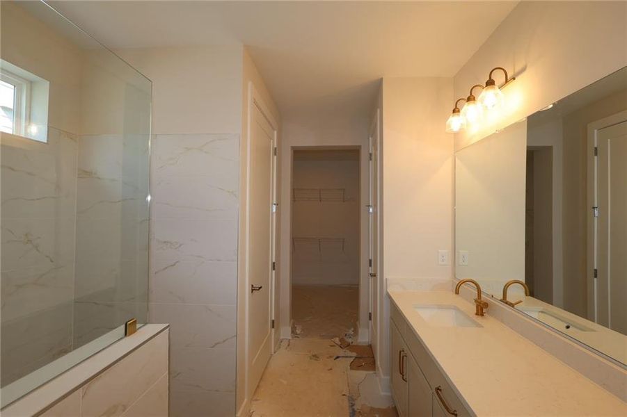 Image 11 of a home in Maple Grove at Towne Lake.