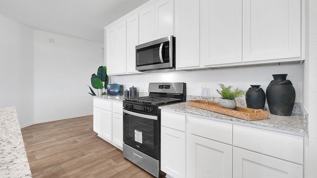 Furnished interior view inside a new home in Tamarron, Fulshear (Image 7). Furnished interior view inside a new home in Tamarron, Fulshear (Image 7).