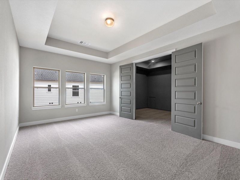 Representative image. Features, specifications, selections and colors may vary.