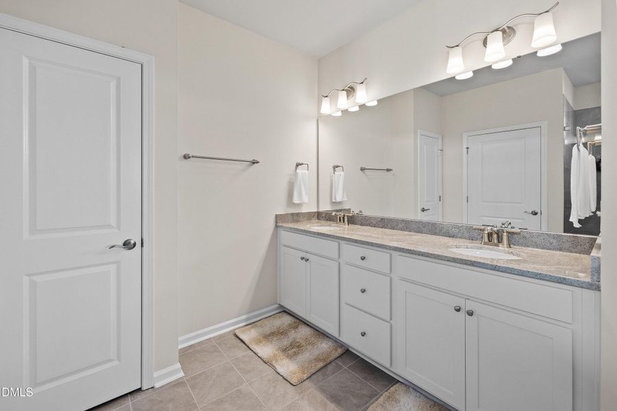 40-2501 Friars Head _9474