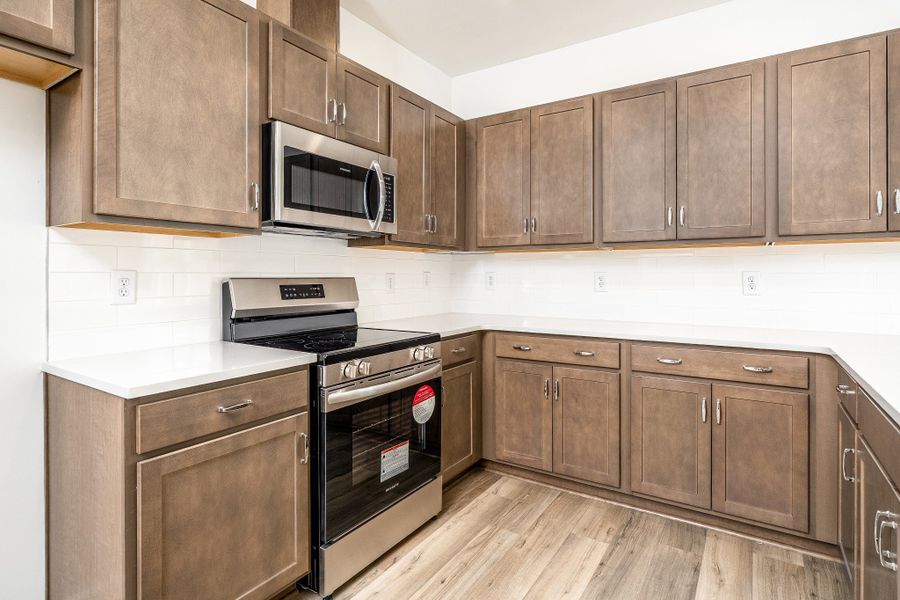 Furnished interior view inside a new home in Ridgewood, Shelbyville (Image 5).