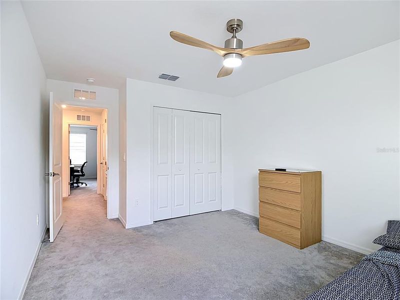 Spacious, unfurnished interior of a new home in , Lakeland (Image 46).