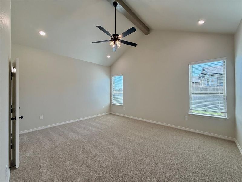 Spacious, unfurnished interior of a new home in , Lorena (Image 26).