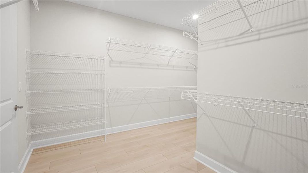 Spacious, unfurnished interior of a new home in Cresswind at Lake Harris, Tavares (Image 43). Spacious, unfurnished interior of a new home in Cresswind at Lake Harris, Tavares (Image 43).