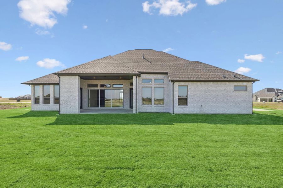 Exterior details and patio area of a home in Lakeway Estates, Waxahachie (Image 24). Exterior details and patio area of a home in Lakeway Estates, Waxahachie (Image 24).