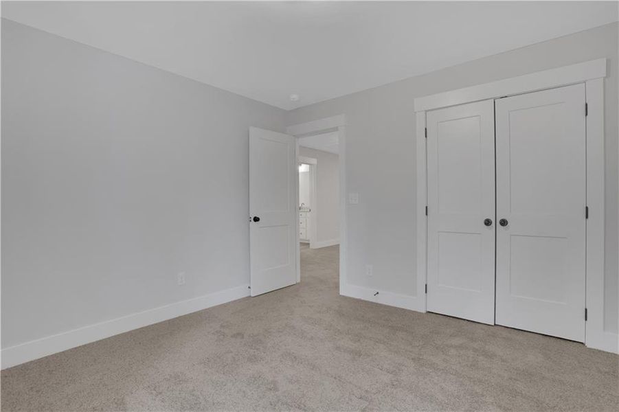 Spacious, unfurnished interior of a new home in , Dawsonville (Image 33).