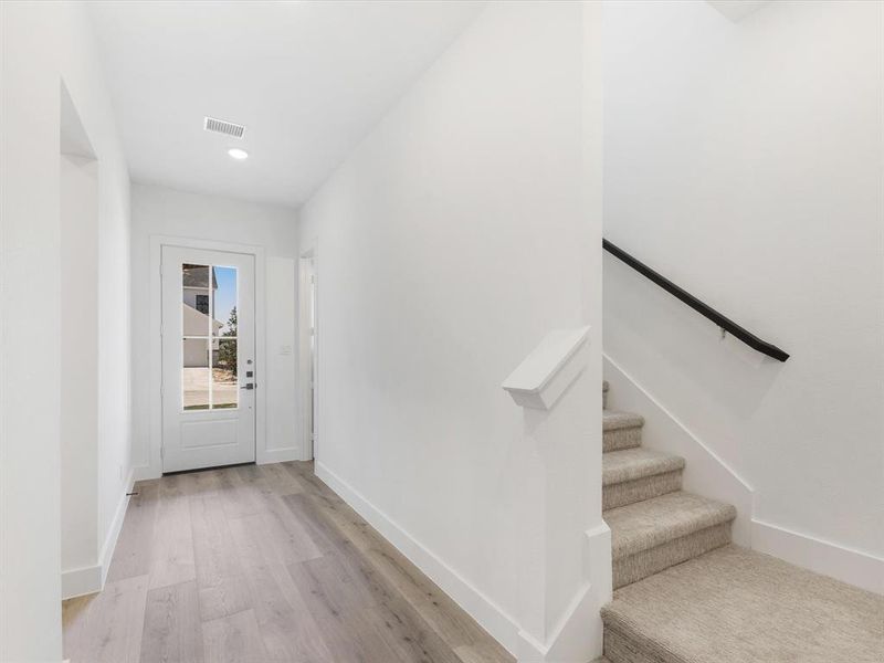 Entry with recessed lighting