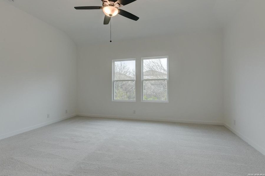 Spacious, unfurnished interior of a new home in Arcadia Ridge, San Antonio (Image 19). Spacious, unfurnished interior of a new home in Arcadia Ridge, San Antonio (Image 19).