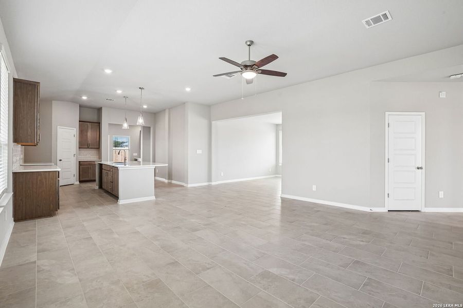 Spacious, unfurnished interior of a new home in Kallison Ranch, San Antonio (Image 30).