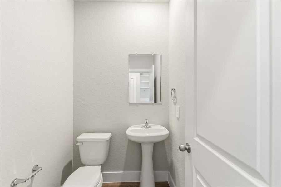 Furnished interior view inside a new home in Laurel Landing, Alvin (Image 14).