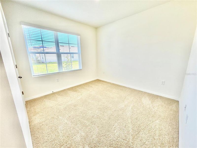 Spacious, unfurnished interior of a new home in Cascades, Davenport (Image 15).