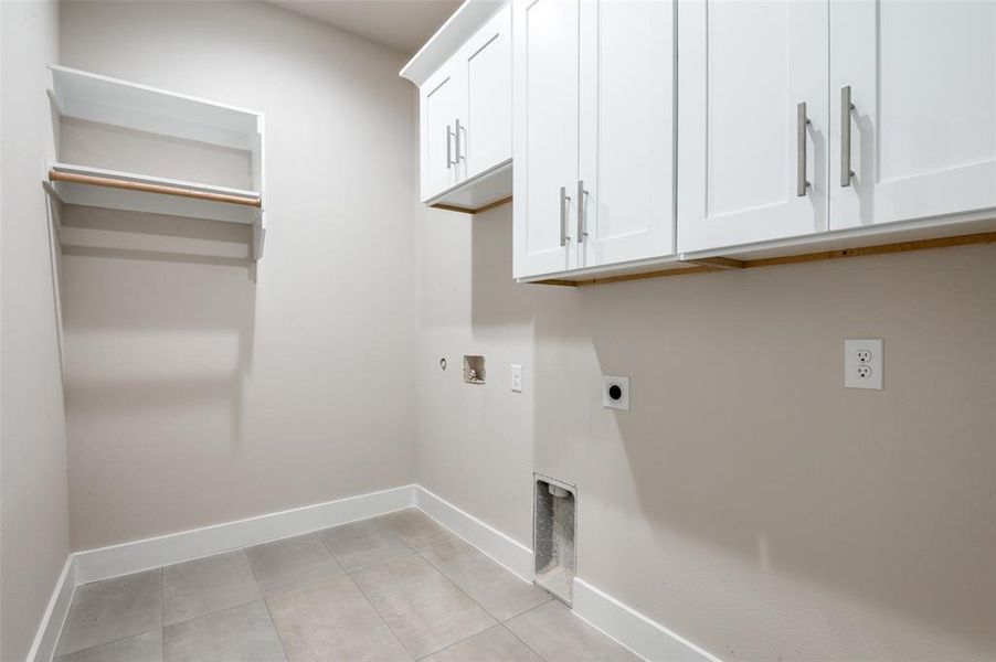 Spacious, unfurnished interior of a new home in , DeSoto (Image 18).