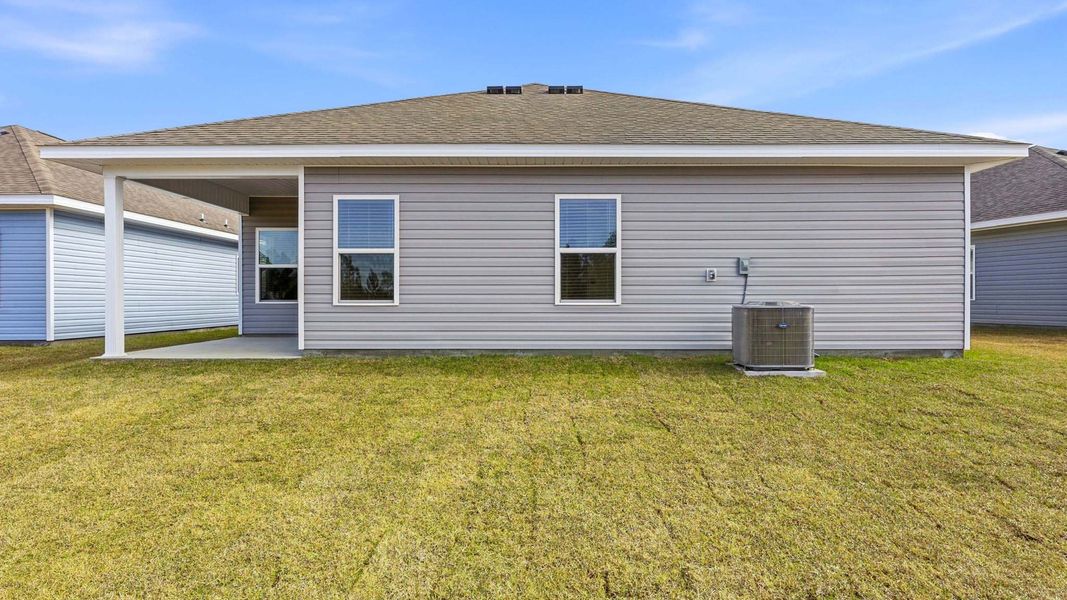 Representative exterior details of a home built from the The Creekside by D.R. Horton in Liberty, Panama City (Image 4). Representative exterior details of a home built from the The Creekside by D.R. Horton in Liberty, Panama City (Image 4).