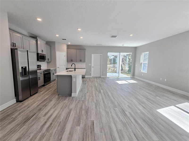 Image 84 of a home in .